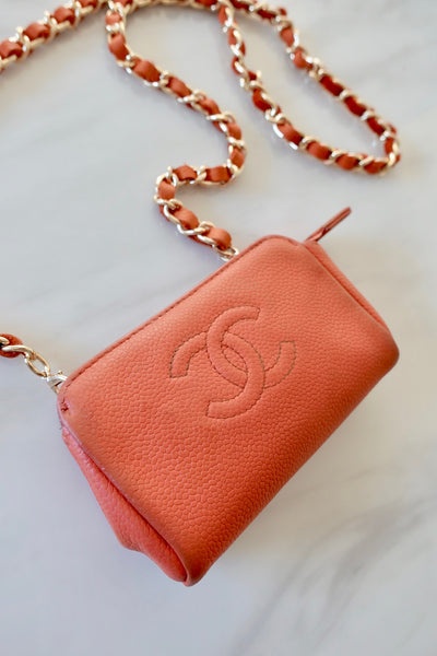 VINTAGE CHANEL MINI POUCH BAG