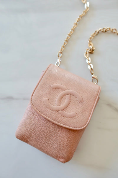 VINTAGE CHANEL POUCH BAG