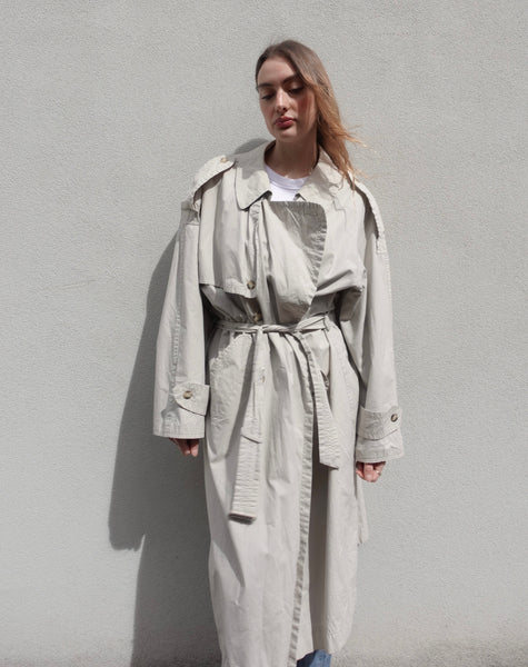 VINTAGE BUGATTI TRENCH COAT