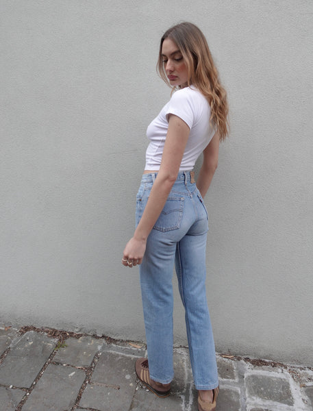 VINTAGE LEVIS 501 JEANS