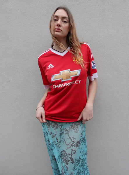 VINTAGE MANCHESTER UNITED SOCCER JERSEY