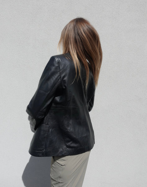 VINTAGE LEATHER BLAZER