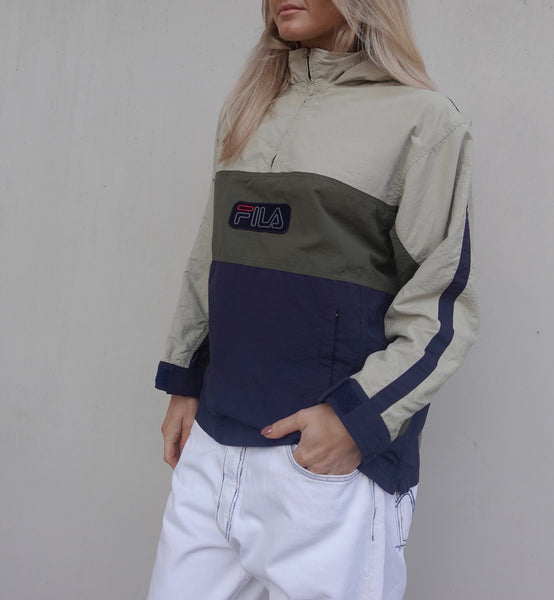 VINTAGE FILA WINDBREAKER