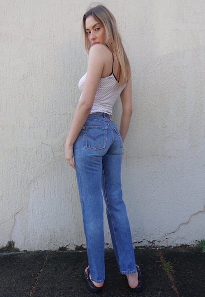 VINTAGE LEVIS 501 JEANS