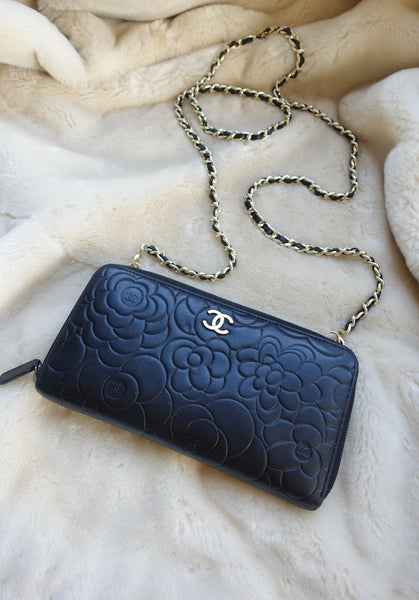 CHANEL CAMELLIA WALLET BAG