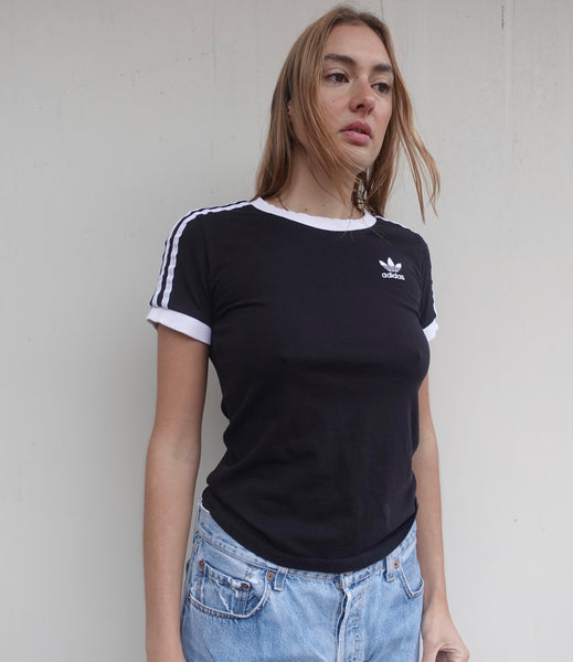 VINTAGE ADIDAS T-SHIRT