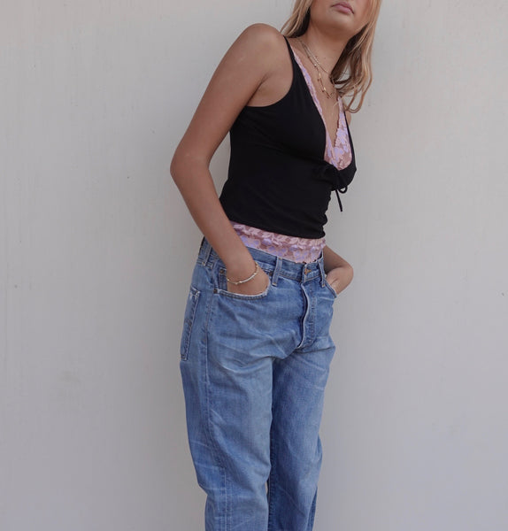 Y2K LACE CAMI TOP